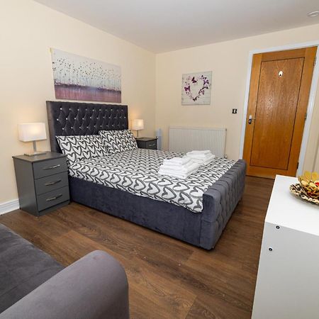 Two Bed Apartment Near Canary Wharf ロンドン エクステリア 写真