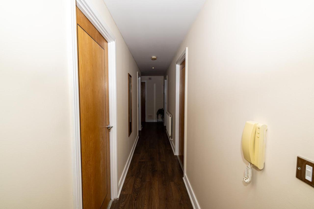 Two Bed Apartment Near Canary Wharf ロンドン エクステリア 写真