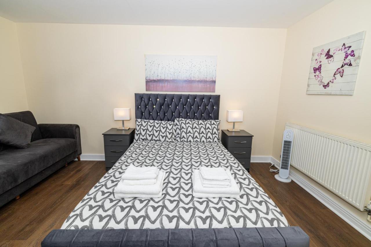 Two Bed Apartment Near Canary Wharf ロンドン エクステリア 写真