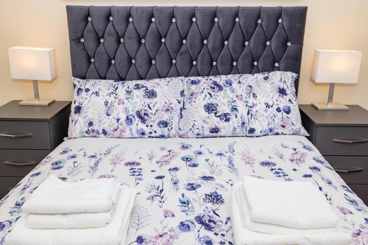 Two Bed Apartment Near Canary Wharf ロンドン エクステリア 写真