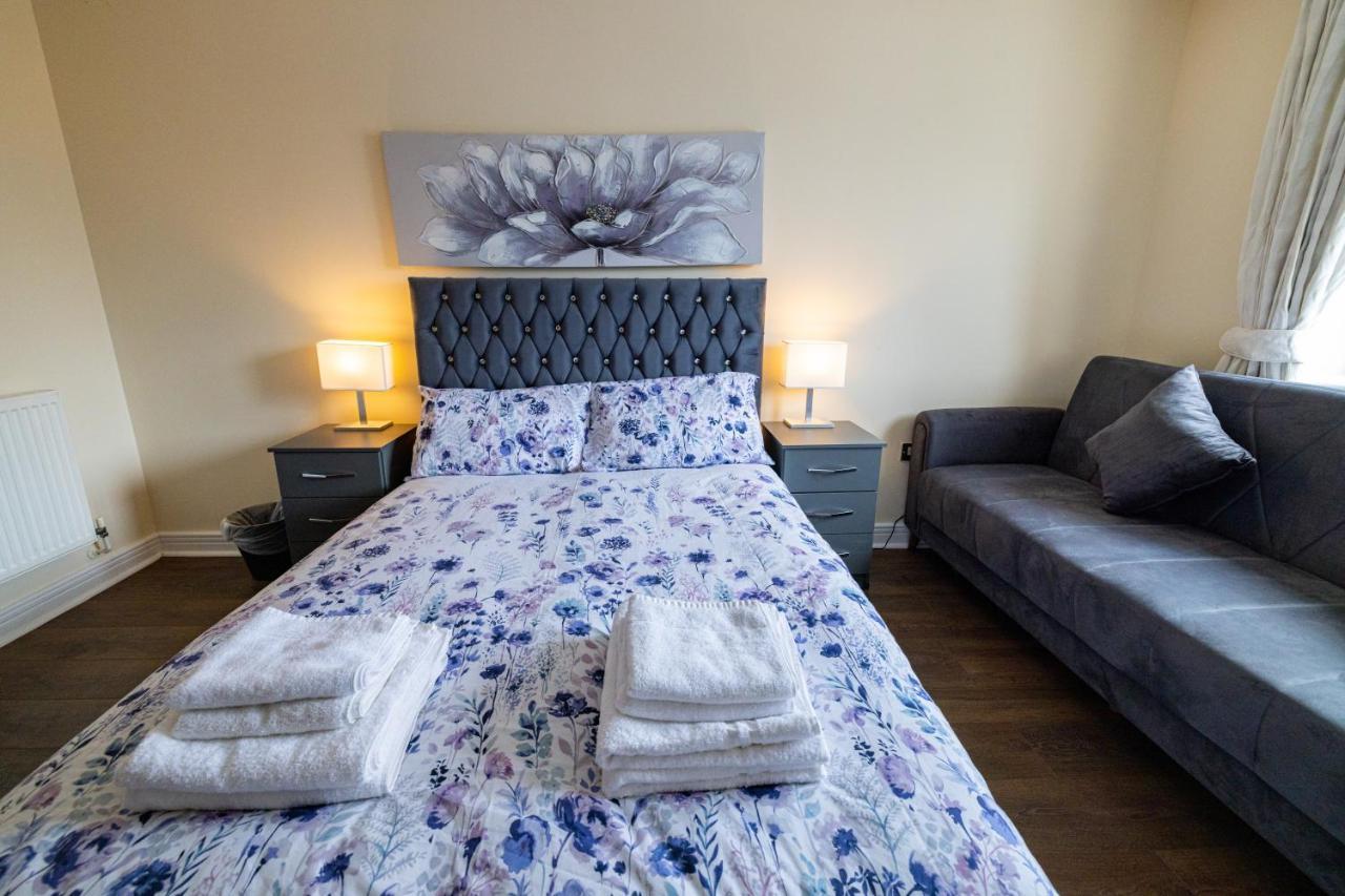 Two Bed Apartment Near Canary Wharf ロンドン エクステリア 写真