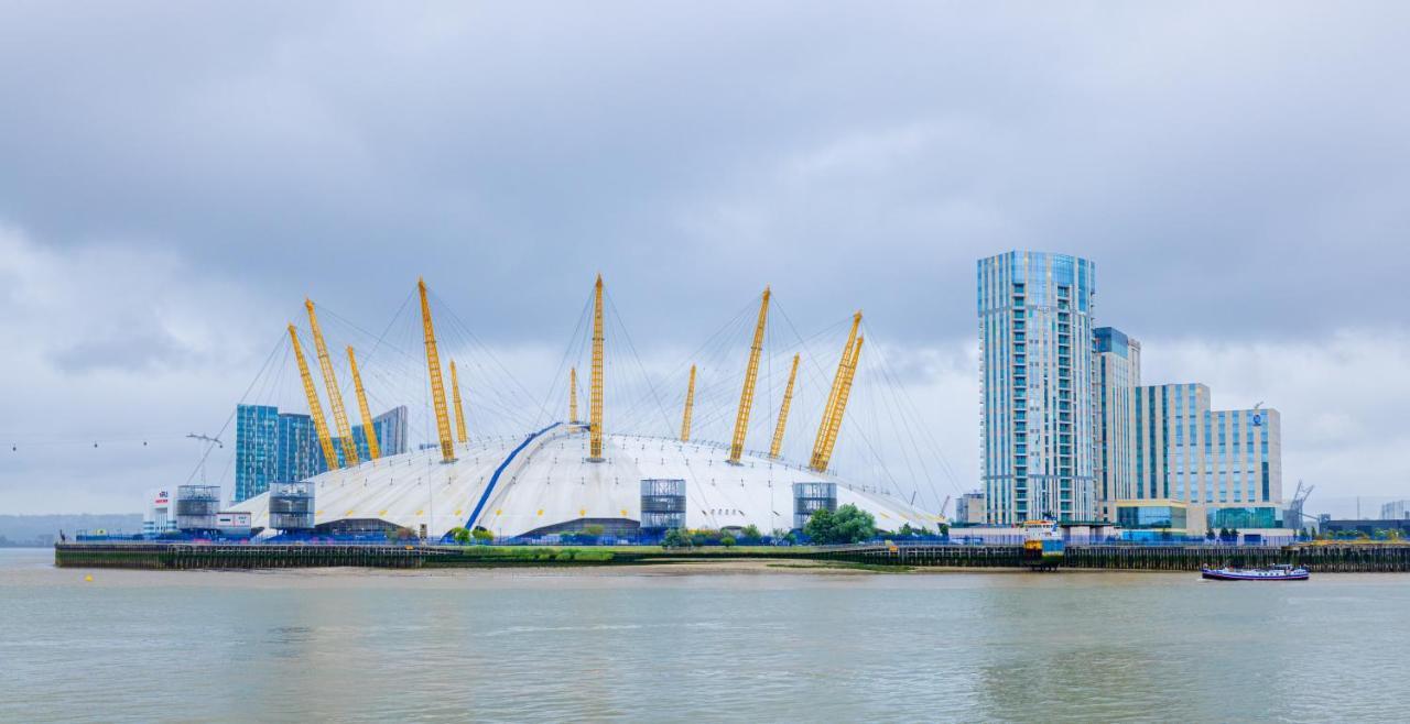 Two Bed Apartment Near Canary Wharf ロンドン エクステリア 写真