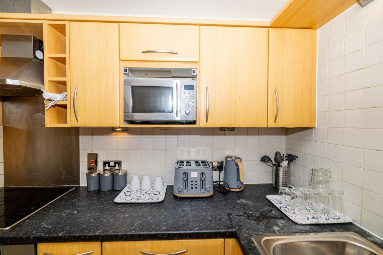 Two Bed Apartment Near Canary Wharf ロンドン エクステリア 写真
