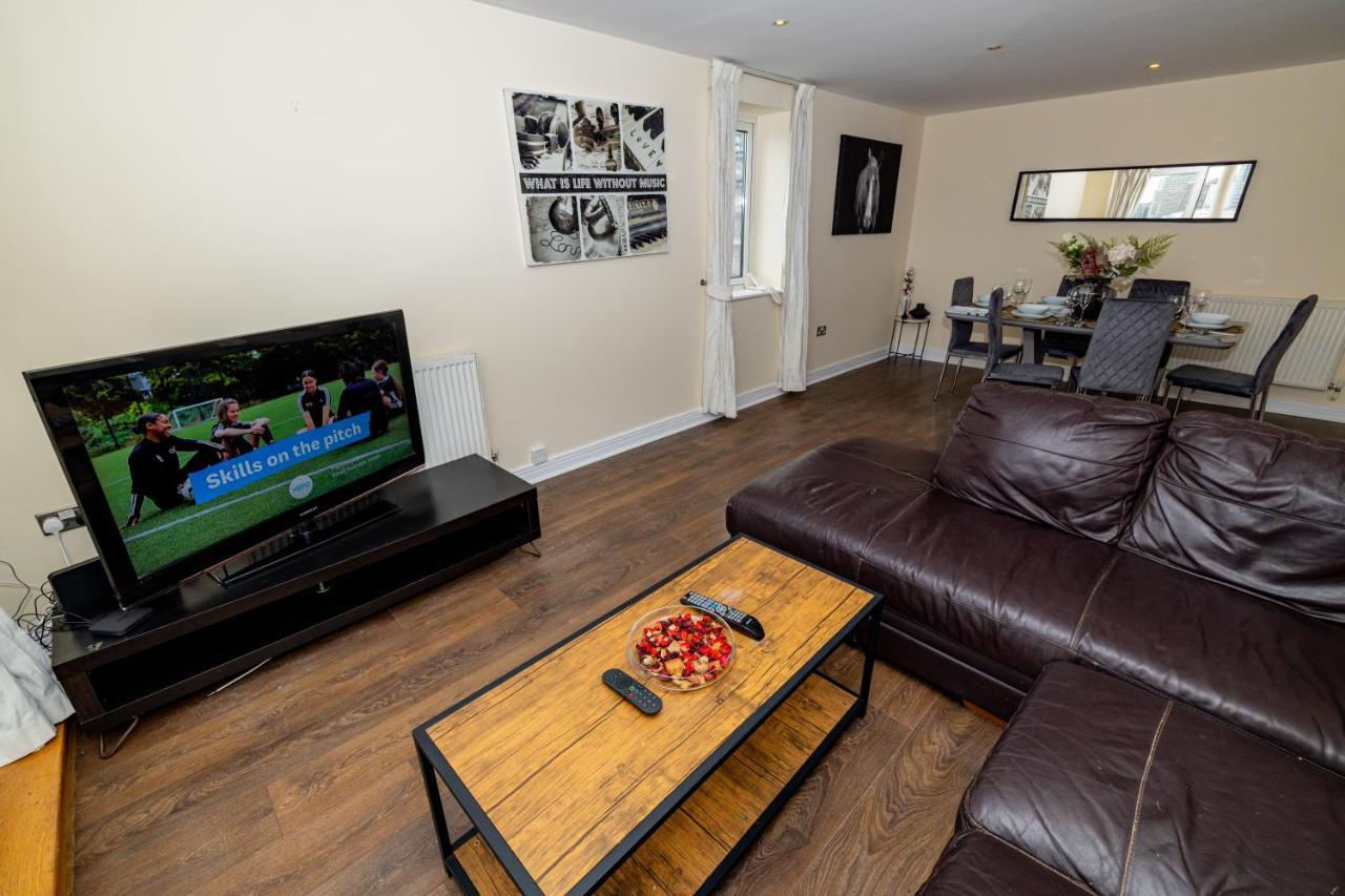 Two Bed Apartment Near Canary Wharf ロンドン エクステリア 写真