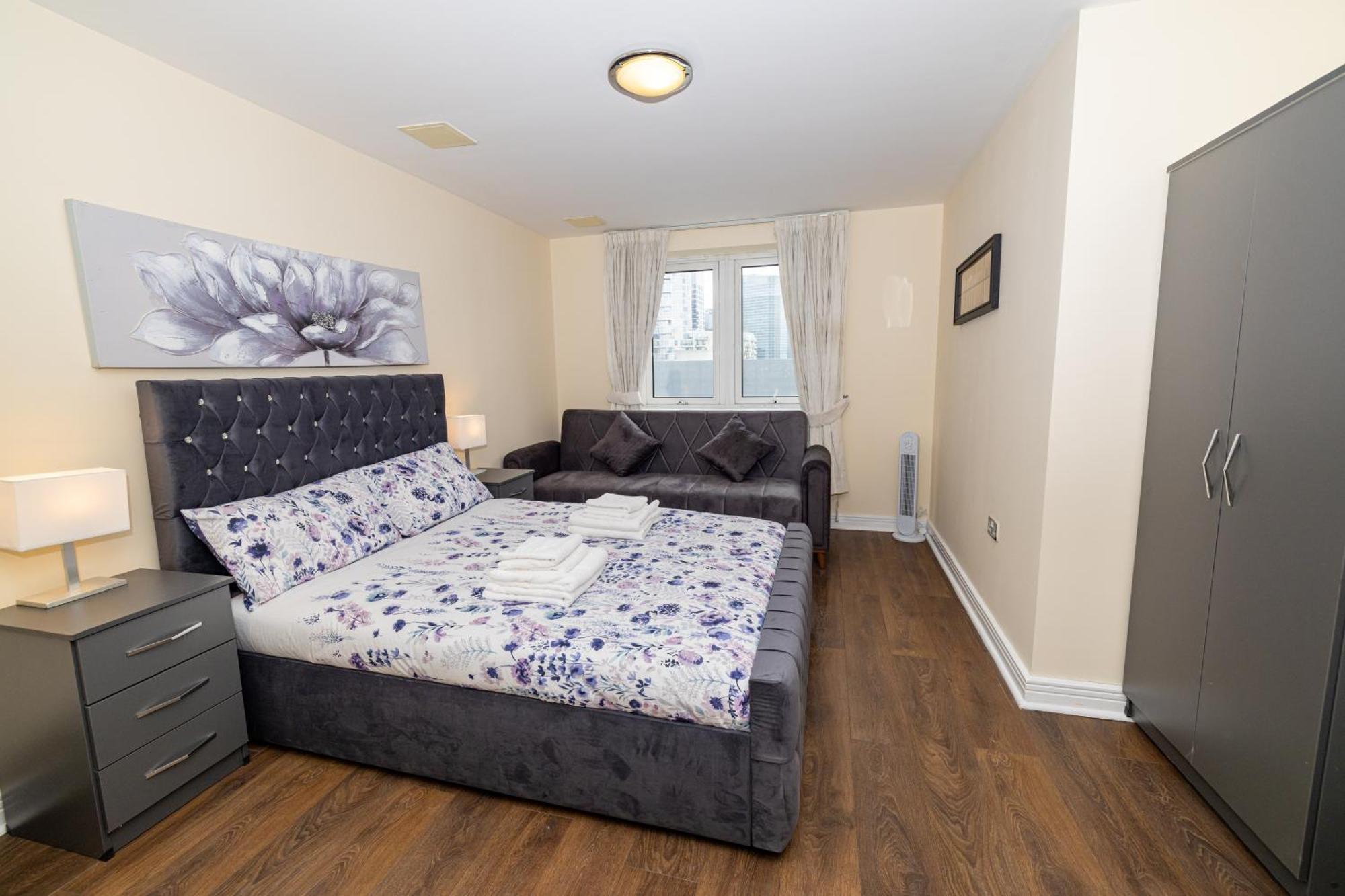 Two Bed Apartment Near Canary Wharf ロンドン エクステリア 写真