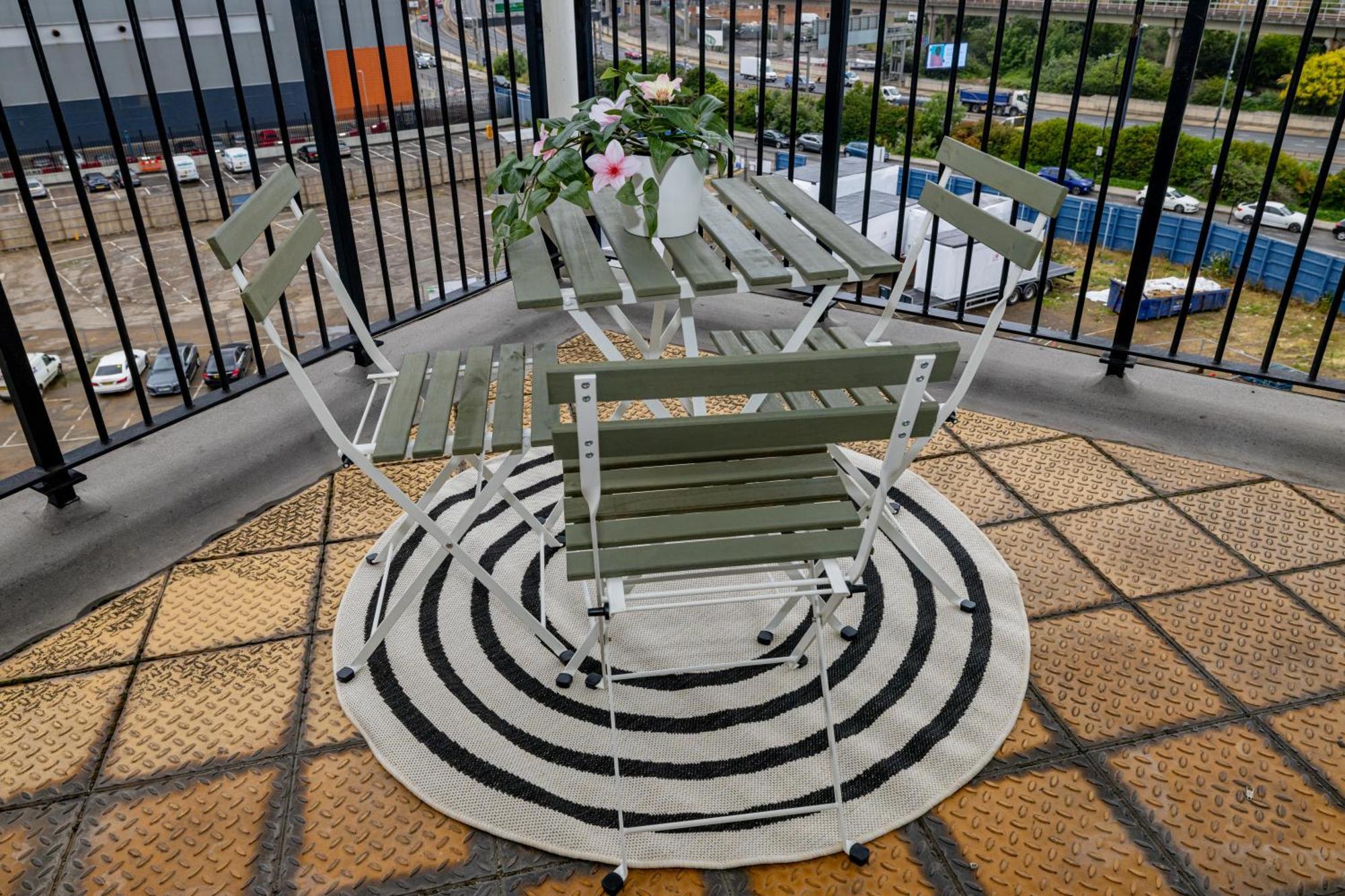 Two Bed Apartment Near Canary Wharf ロンドン エクステリア 写真